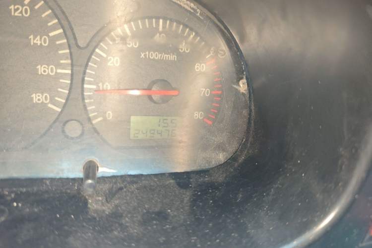 Used Jinbei Hiace 2016 2.0L Express Series Standard Version V19 Odometer Close Up