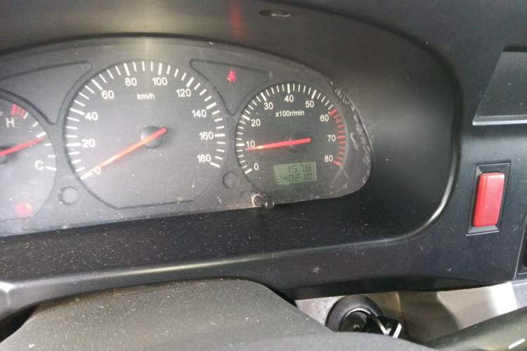 Used Jinbei Hiace  Odometer Close Up