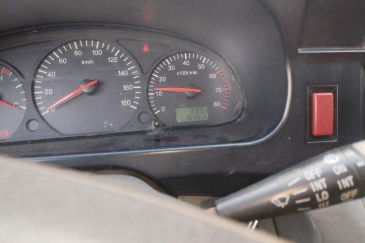 Used Jinbei Hiace  Odometer Close Up