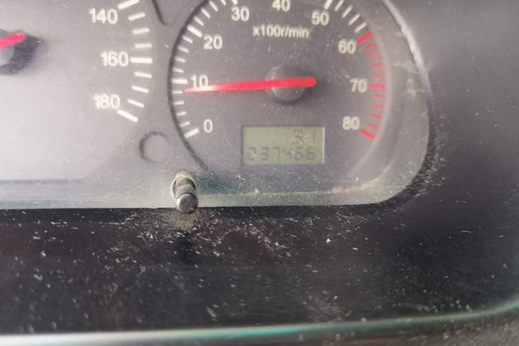 Used Jinbei Hiace  Odometer Close Up