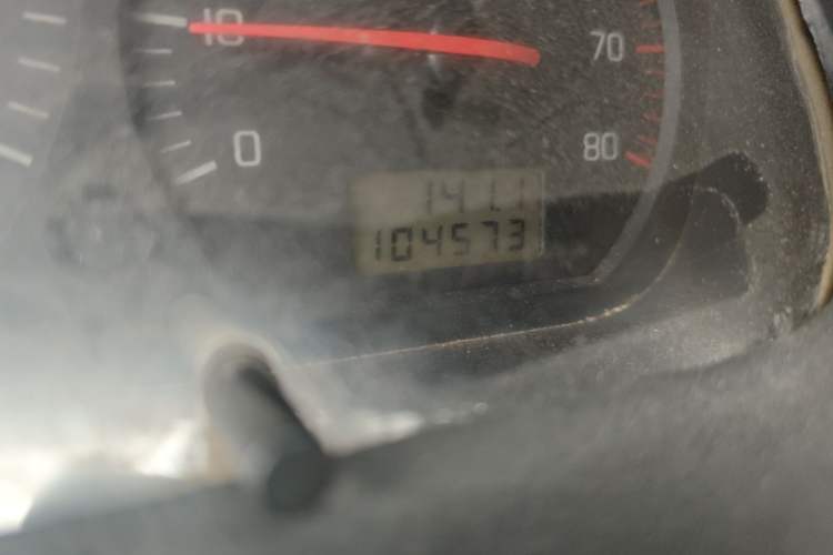 Used Jinbei Hiace 2016 2.0L Express Series Standard Version V19 Odometer Close Up