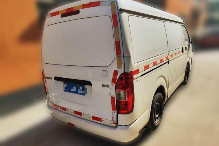 Used Jinbei Hiace 2016 2.2L Luxury Version V22 Rear Right 45 Deg