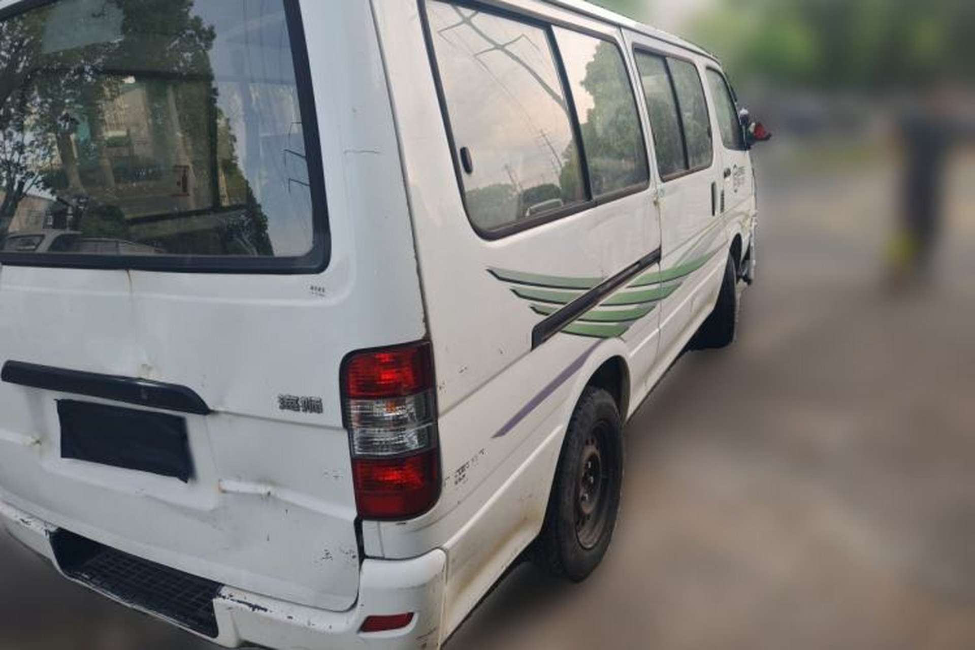 Used Jinbei Hiace 2016 2.0L Express Series Standard Version V19 Rear Right 45 Deg