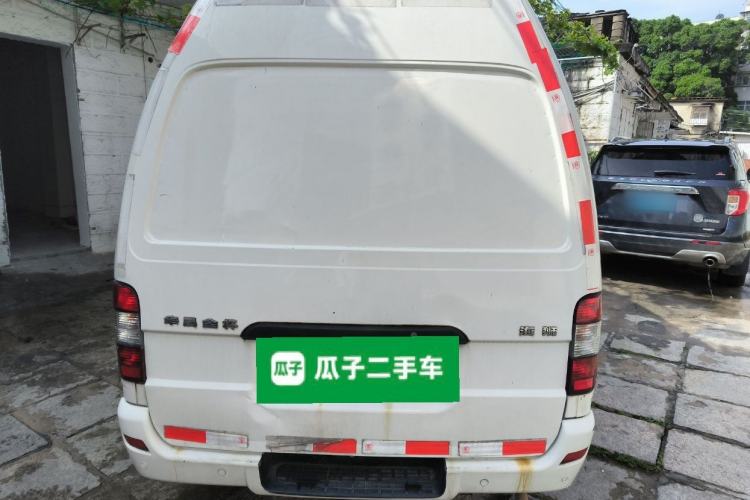 Used Jinbei Hiace 2016 2.0L Express Series Standard Version V19 Rear
