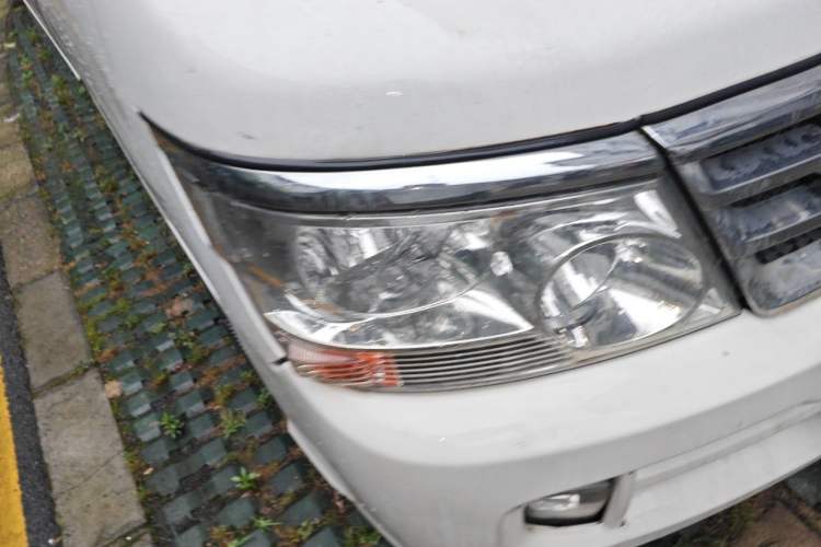 Used Jinbei Hiace 2016 2.0L Express Series Standard Version V19 Right Front Headlight
