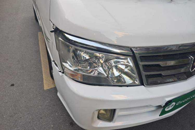 Used Jinbei Hiace 2016 2.0L Express Series Standard Version V19 Right Front Headlight