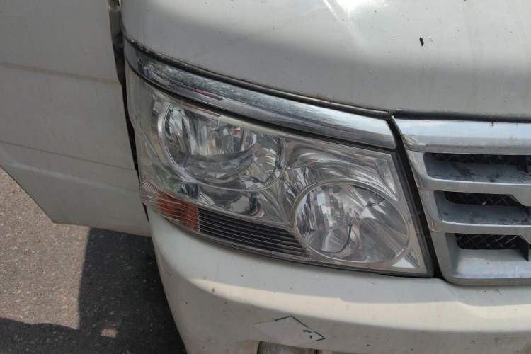 Used Jinbei Hiace 2016 2.2L Express Van Version V22 Right Front Headlight