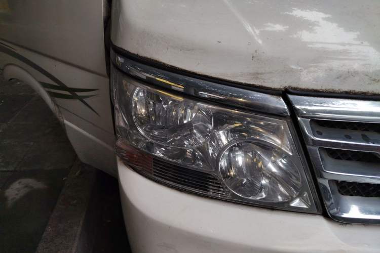 Used Jinbei Hiace 2016 2.0L Express Series Standard Version V19 Right Front Headlight