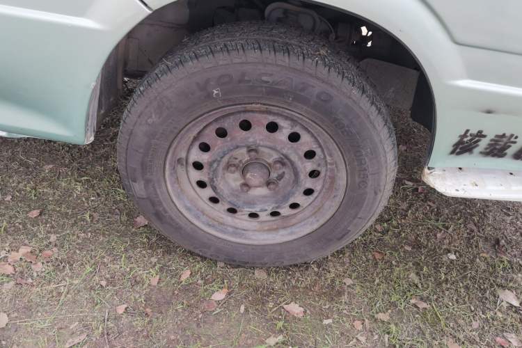 Used Jinbei Hiace  Right Front Wheel Hub