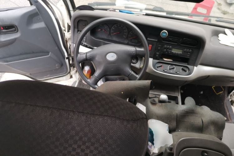 Used Jinbei Hiace 2016 2.0L Express Series Standard Version V19 Steering Wheel