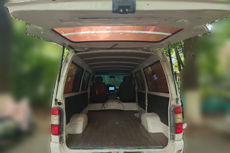 Used Jinbei Hiace  Trunk