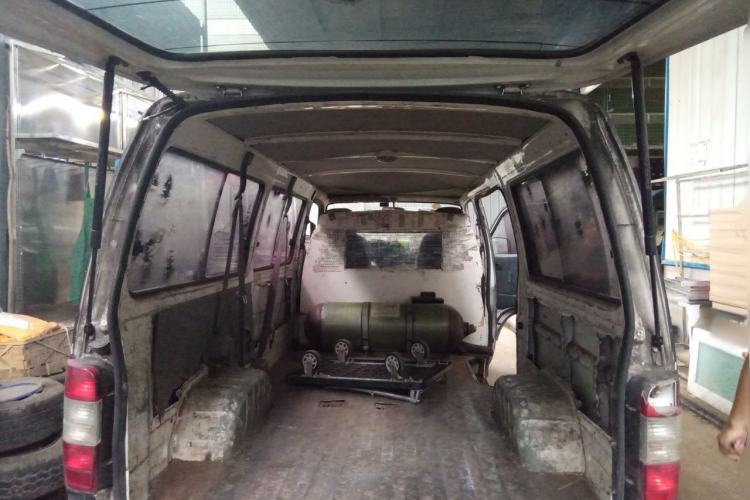 Used Jinbei Hiace 2016 2.4L Da Hai Shi W Standard Edition Trunk