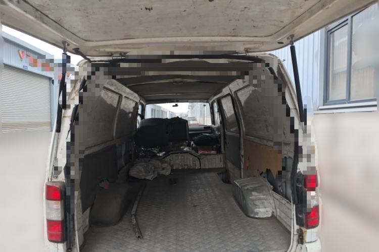 Used Jinbei Hiace 2016 2.0L Express Series Standard Version V19 Trunk