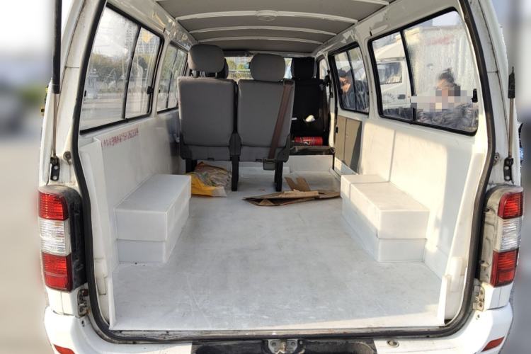 Used Jinbei Hiace 2016 2.0L Express Series Standard Version V19 Trunk