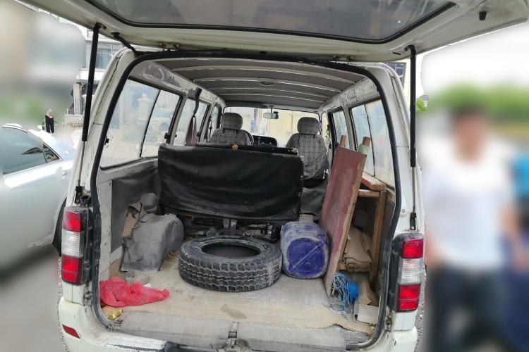 Used Jinbei Hiace 2016 2.0L Express Series Standard Version V19 Trunk