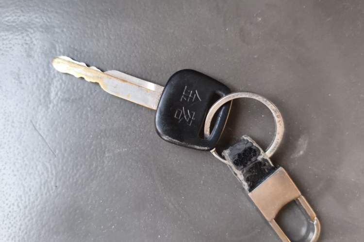 Used Jinbei Hiace 2016 2.0L Express Series Standard Version V19 Vehicle Key