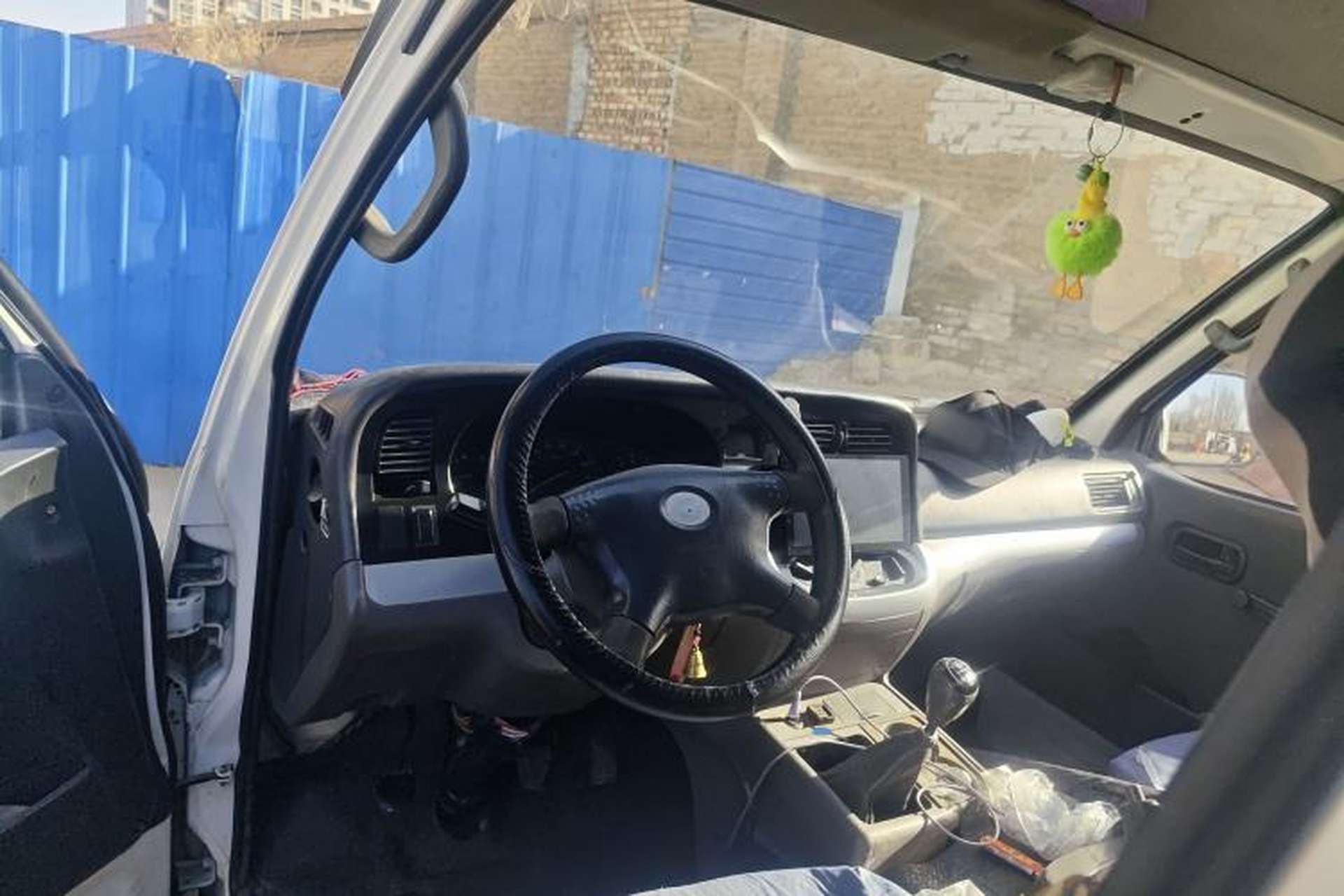 Used Jinbei Hiace  Center Console