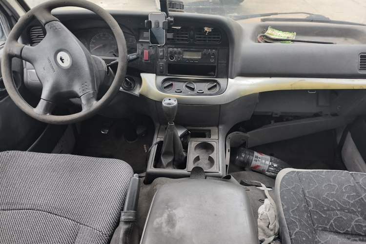 Used Jinbei Hiace  Center Console