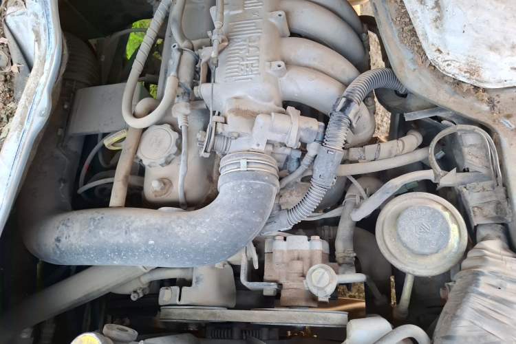 Used Jinbei Hiace  Engine Bay Right