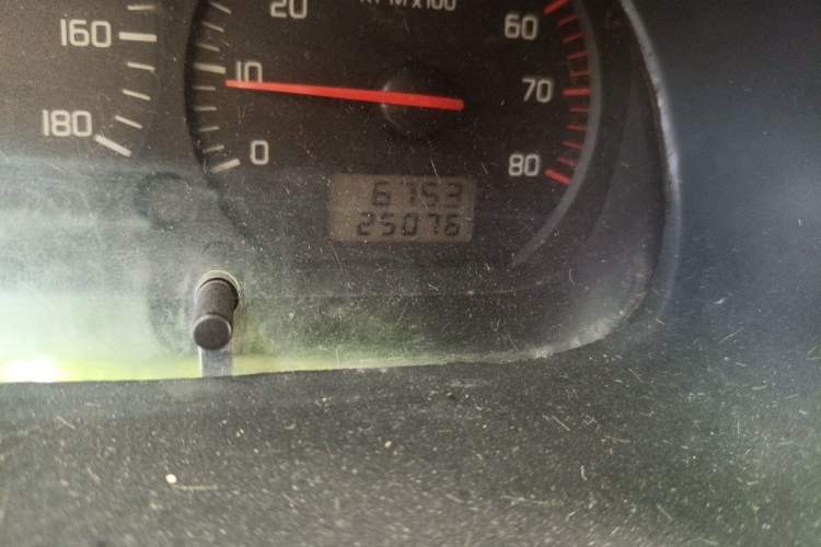 Used Jinbei Hiace  Odometer Close Up