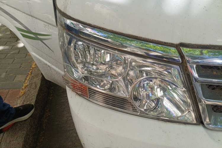 Used Jinbei Hiace  Right Front Headlight