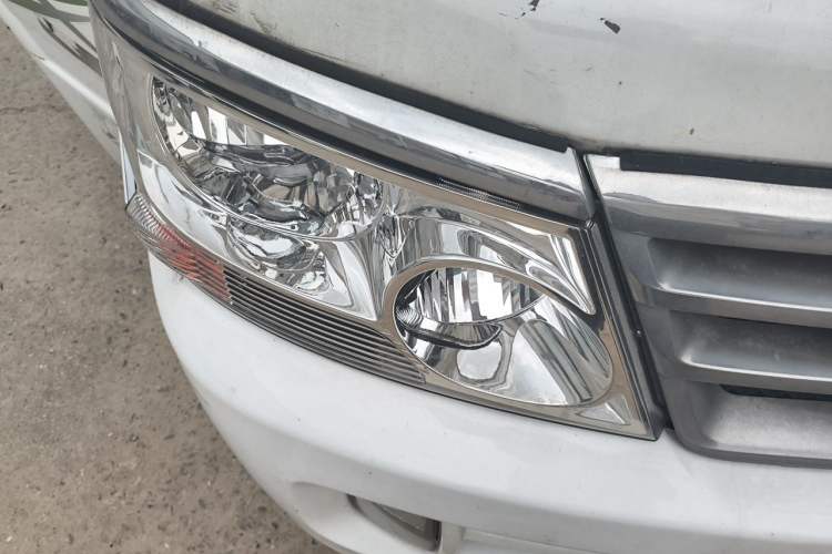 Used Jinbei Hiace  Right Front Headlight