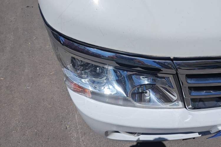 Used Jinbei Hiace  Right Front Headlight