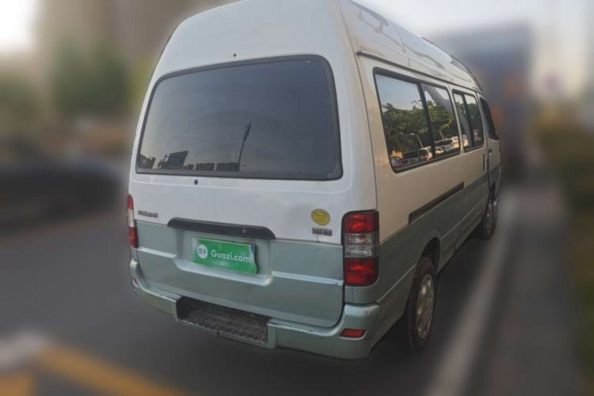 Used Jinbei Hiace 2018 2.0L Fifth-Generation Express Deluxe Extended High-Roof 6-Seater V19S Rear Right 45 Deg