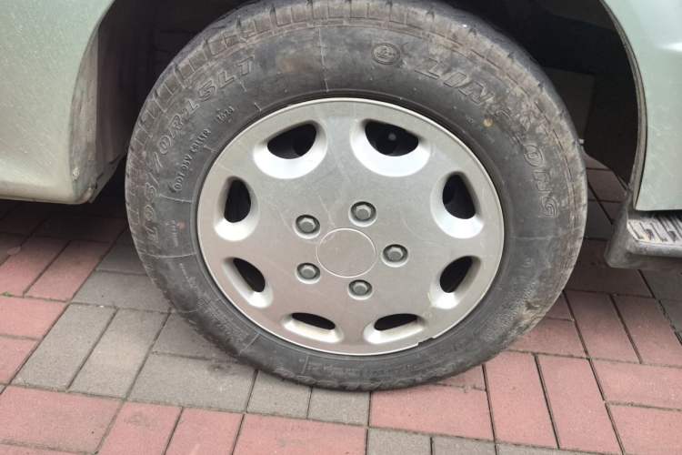 Used Jinbei Hiace 2018 2.0L Fifth-Generation Express Deluxe Extended High-Roof 6-Seater V19S Right Front Wheel Hub