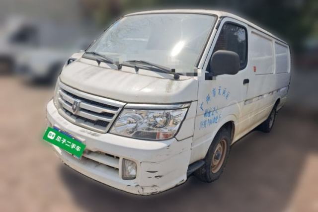 Used Jinbei Hiace 2018 2.0L Fifth-Generation Box Truck Standard Roof 2 Seats 4G21C