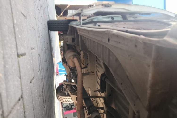 Used Jinbei Hiace  Chassis Front Right