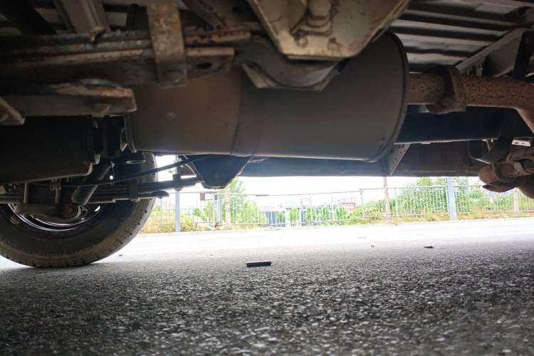 Used Jinbei Hiace 2018 2.0L Fifth-Generation Kuaiyun Luxury Standard Top 6-Seater V19S Chassis Rear Right