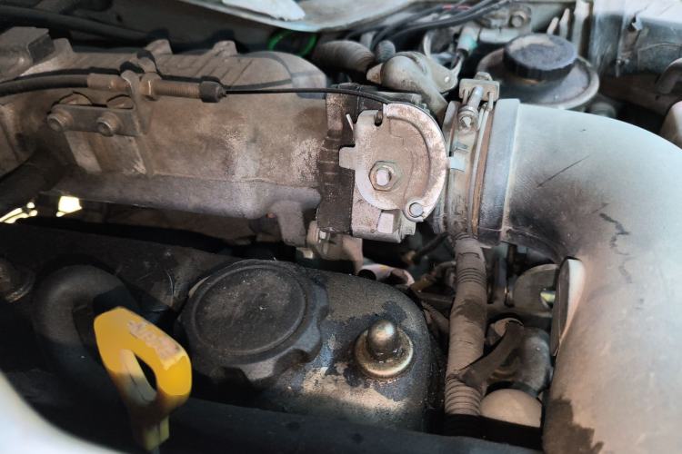Used Jinbei Hiace  Engine Bay