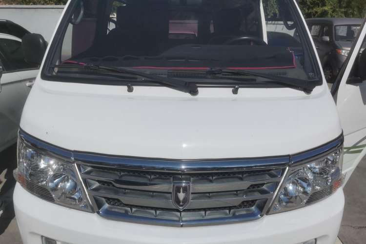 Used Jinbei Hiace 2018 2.0L Fifth-Generation Kuaiyunwang Deluxe Standard Top 10-Seater 4G21C Engine Bay