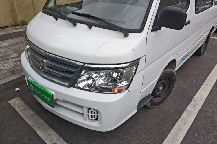 Used Jinbei Hiace 2018 2.0L Fifth-Generation Kuaiyun Luxury Standard Top 6-Seater V19S Engine Bay Left