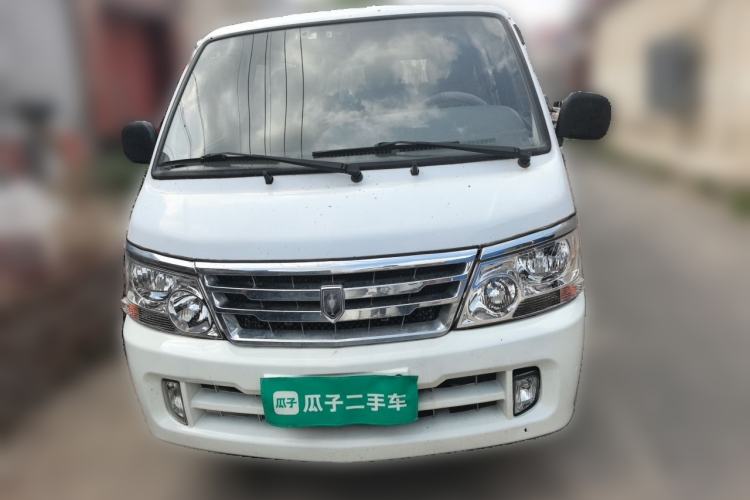 Used Jinbei Hiace 2018 2.0L Fifth-Generation Kuaiyun Luxury Standard Top 6-Seater V19S Front