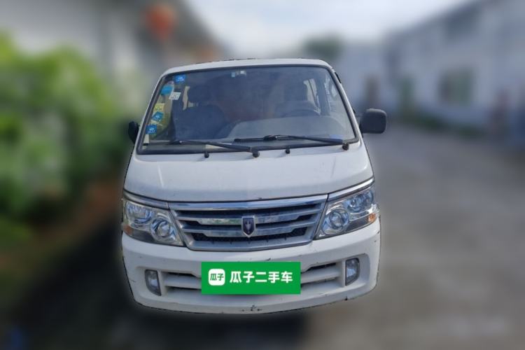 Used Jinbei Hiace 2018 2.0L Fifth-Generation Box Truck Standard Roof 2 Seats 4G21C Front