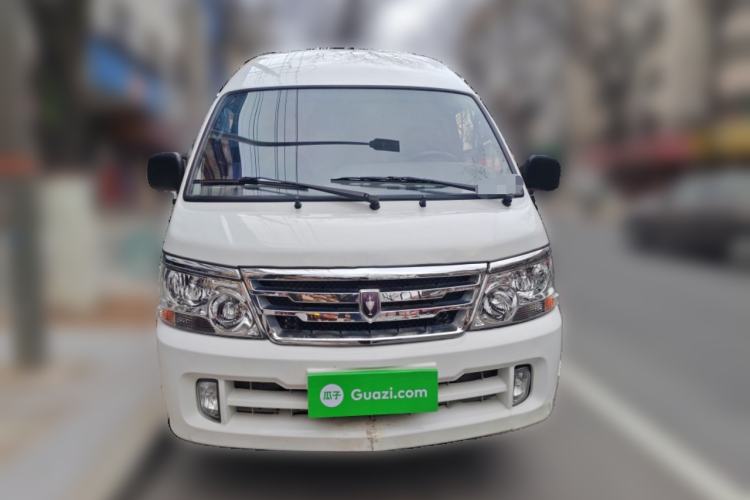 Used Jinbei Hiace 2018 2.0L Fifth-Generation Box Truck Standard Roof 2 Seats 4G21C Front