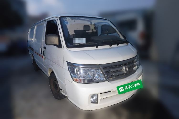 Used Jinbei Hiace 2018 2.0L Fifth-Generation Box Truck Standard Roof 2 Seats 4G19 Front Right 45 Deg