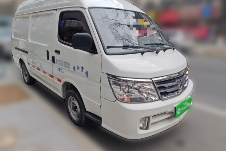 Used Jinbei Hiace 2018 2.0L Fifth-Generation Box Truck Standard Roof 2 Seats 4G21C Front Right 45 Deg