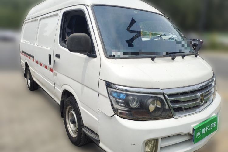 Used Jinbei Hiace 2018 2.0L Fifth-Generation Box Truck Standard Roof 2 Seats 4G19 Front Right 45 Deg