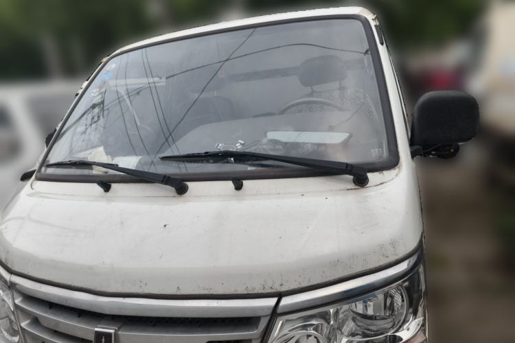 Used Jinbei Hiace 2018 2.0L Fifth-Generation Box Truck Standard Roof 2 Seats 4G19 Front