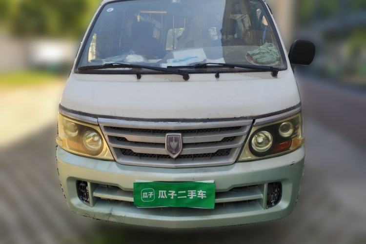Used Jinbei Hiace 2018 2.0L Fifth-Generation Express Deluxe Extended High-Roof 6-Seater V19S Front