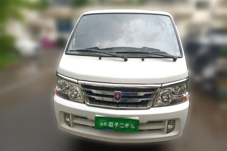 Used Jinbei Hiace 2018 2.0L Fifth-Generation Box Truck Standard Roof 2 Seats 4G19 Front