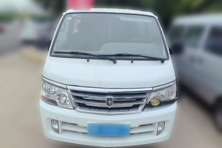 Used Jinbei Hiace 2018 2.0L Fifth-Generation Box Truck Standard Roof 2 Seats 4G19 Front