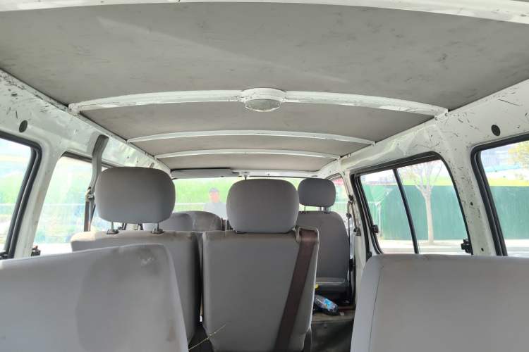 Used Jinbei Hiace 2018 2.0L Fifth-Generation Kuaiyun Luxury Standard Top 6-Seater V19S Headliner