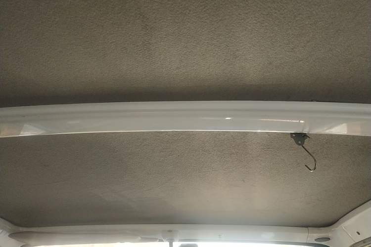 Used Jinbei Hiace 2018 2.0L Fifth-Generation Kuaiyun Standard Version Standard Roof 6 Seats V19S Headliner