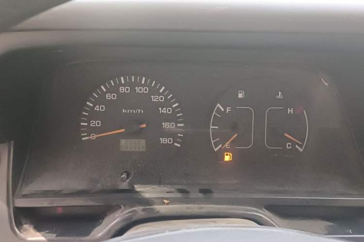 Used Jinbei Hiace 2018 2.0L Fifth-Generation Box Truck Standard Roof 2 Seats 4G19 Instrument Cluster