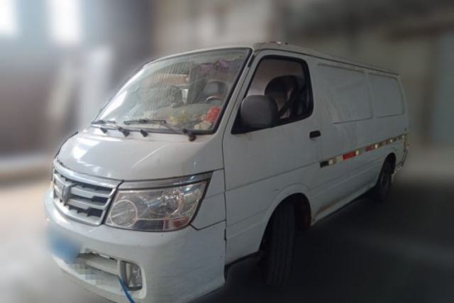 Used Jinbei Hiace 2018 2.0L Fifth-Generation Box Truck Standard Roof 2 Seats 4G19