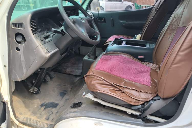 Used Jinbei Hiace  Left Front Seat